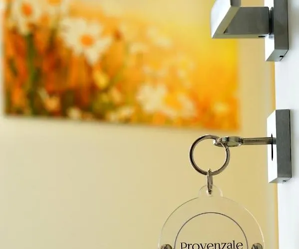 Provenzale Guest Rooms - Locazione Breve